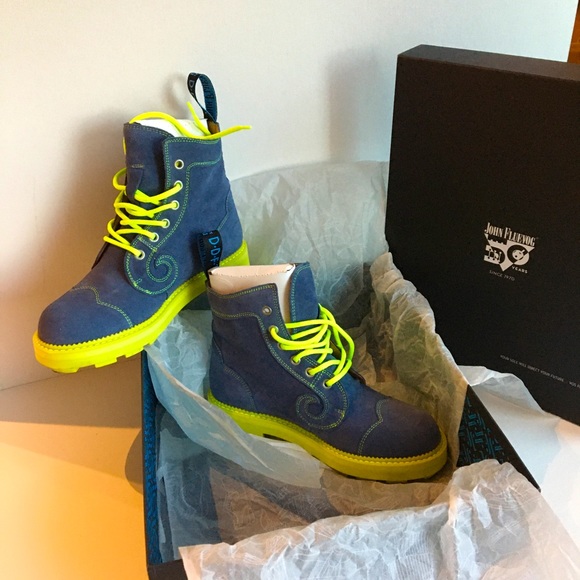 John Fluevog + Anna Shiu Colab - Picture 2 of 9